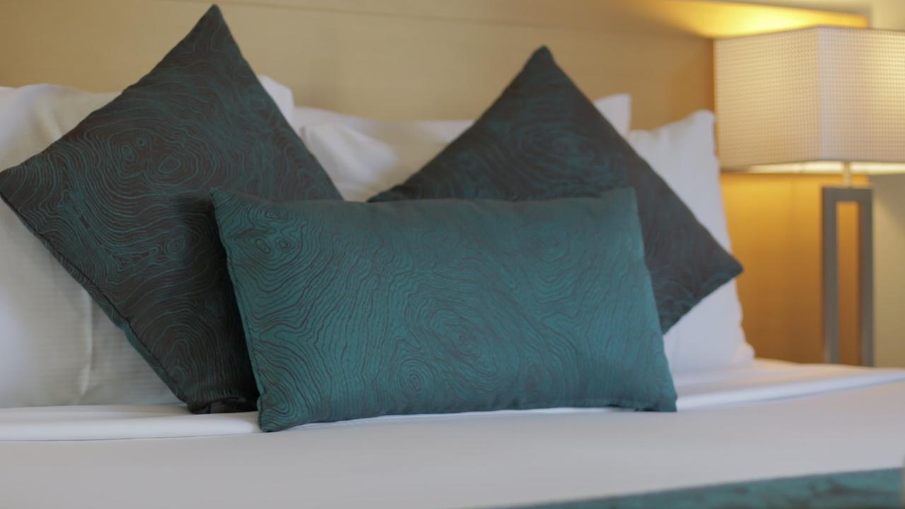 Manly Marina Cove Motel Брисбен Экстерьер фото