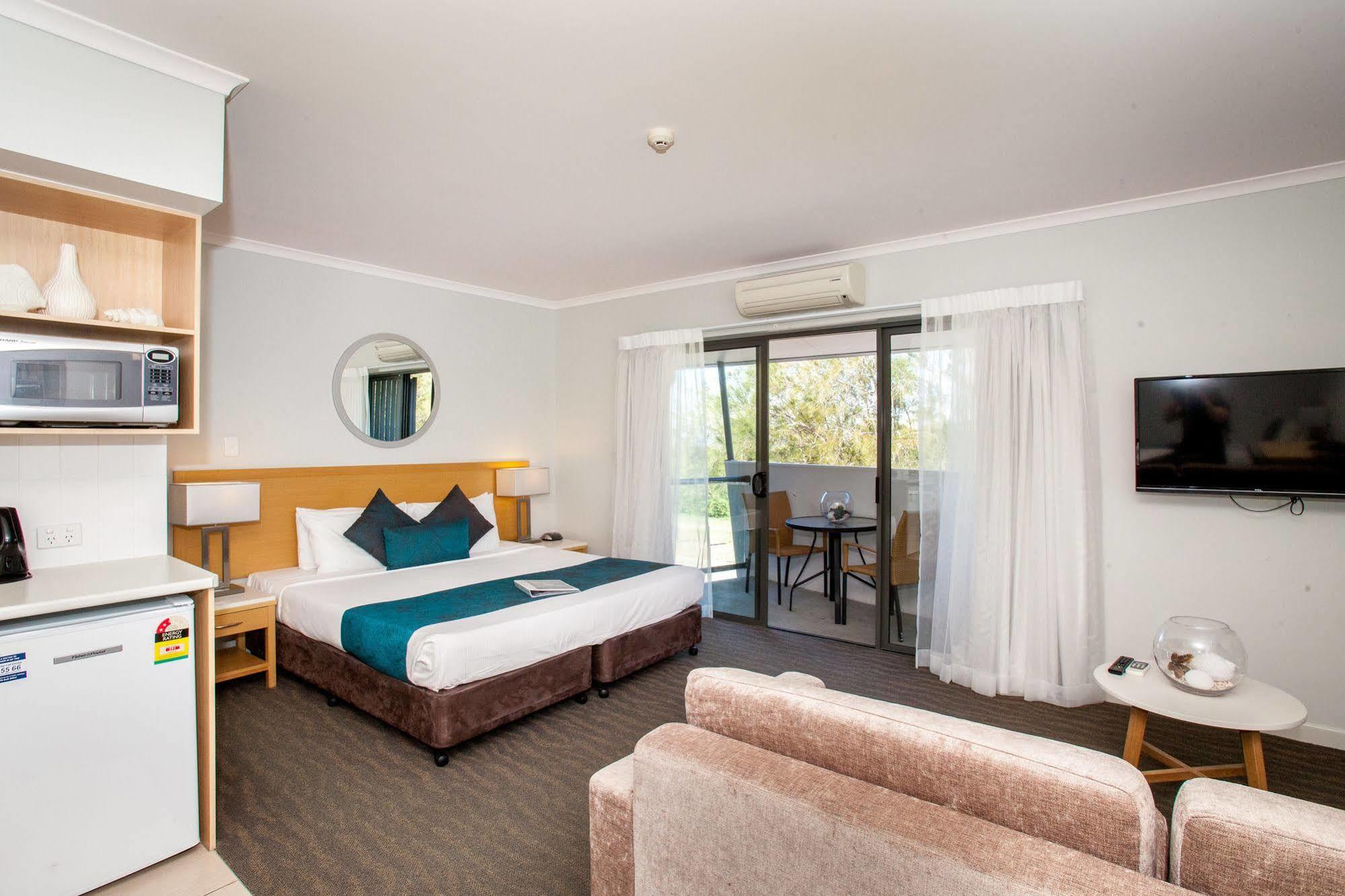 Manly Marina Cove Motel Брисбен Экстерьер фото