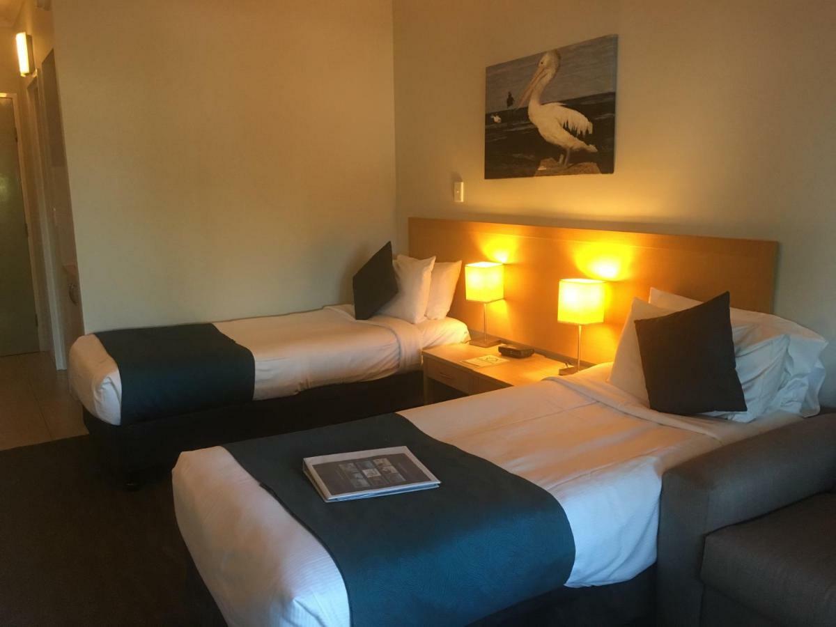 Manly Marina Cove Motel Брисбен Экстерьер фото
