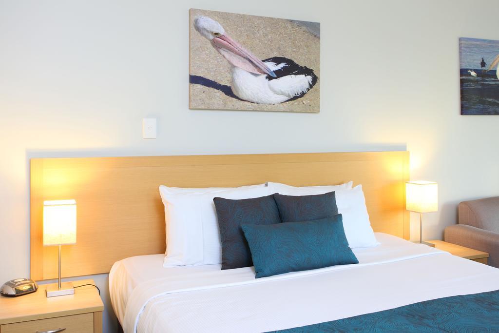 Manly Marina Cove Motel Брисбен Экстерьер фото